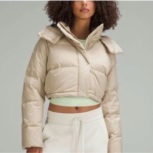 Lululemon Women’s Wunder Puff Super Cropped Jacket Sz 2 Hooded Down Puffer Beige